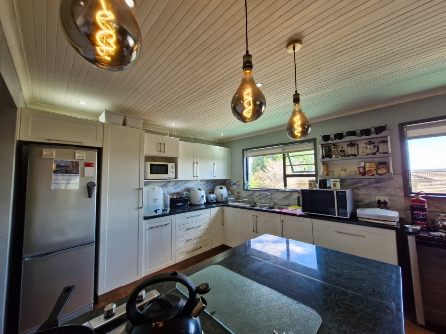 3 Bedroom Property for Sale in Stilbaai Wes Western Cape